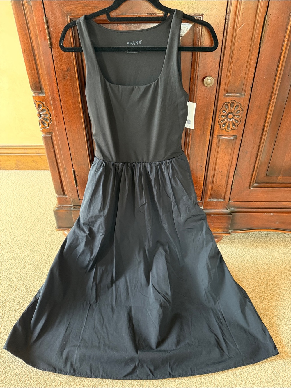 SPANX Black Sleeveless Scoop-Neck Maxi Dress